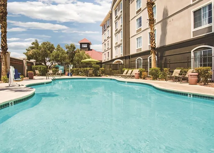 La Quinta By Wyndham Las Vegas Summerlin Tech